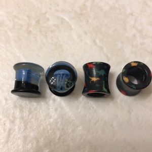 4 pairs of 00g gauges glow in dark
